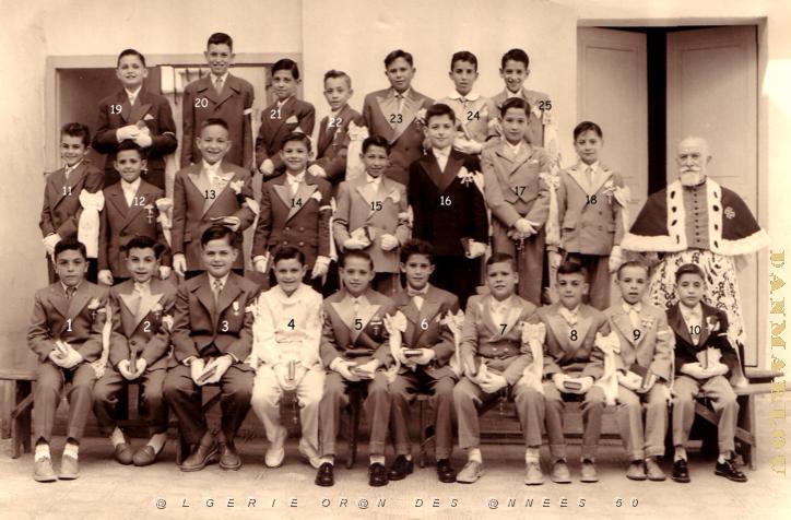 COMMUNIONS ORAN EGLISE SAINT ANDRE 1957.JPG
